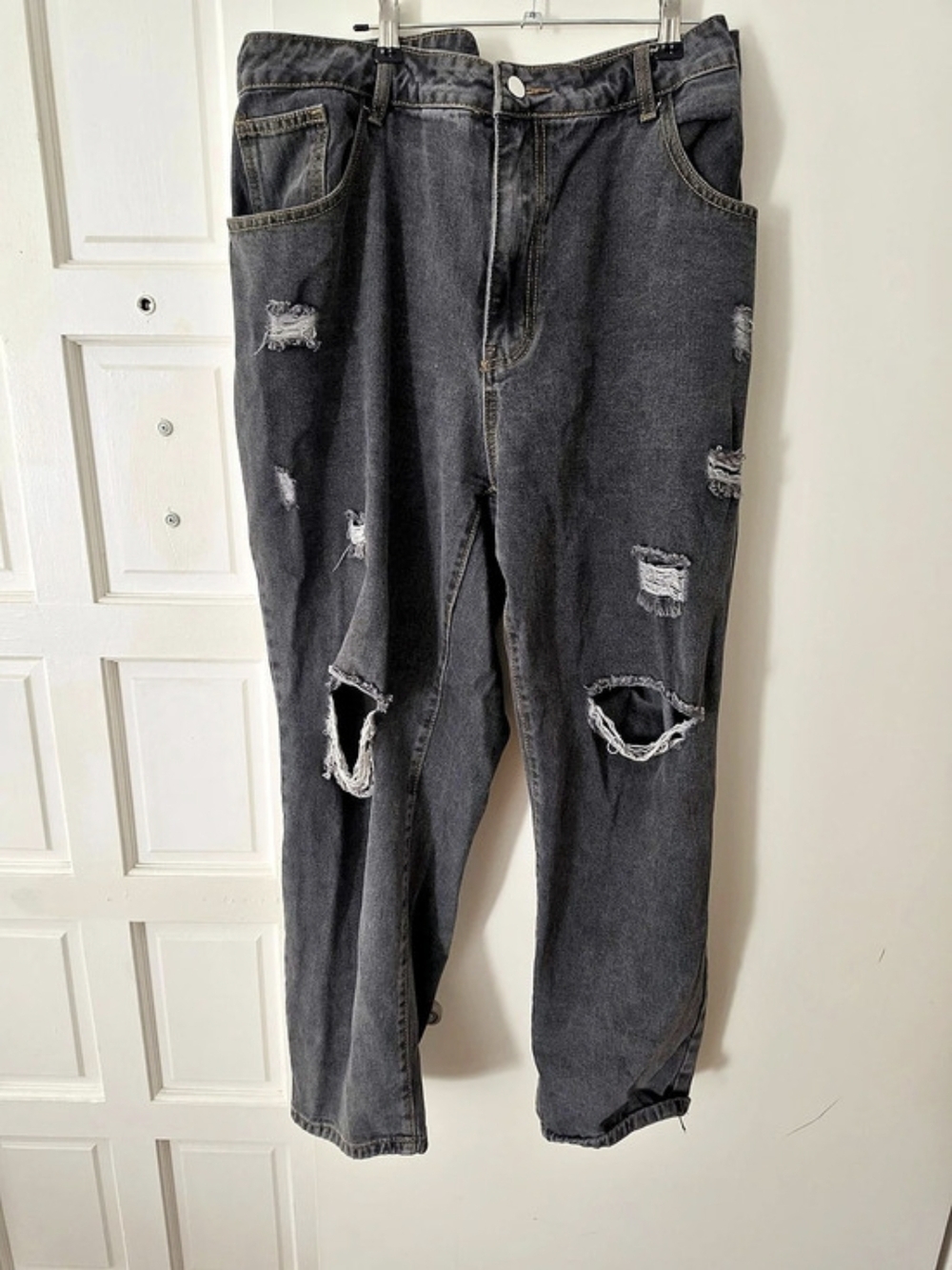 SHEIN Distressed Boyfriend Jeans Gray Size 3XL